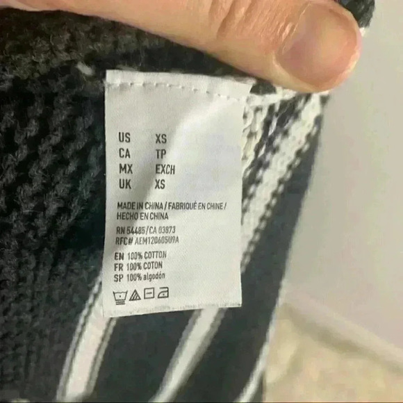 H&M Merona Aeo red ivory grey sweater bundle xs/s - Picture 8 of 13